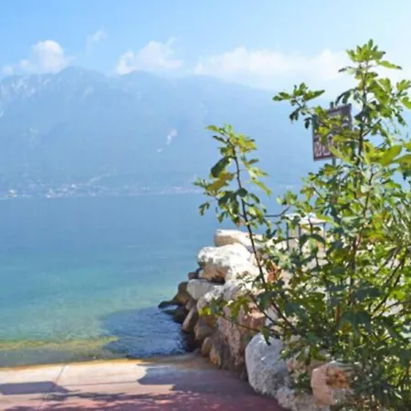 - Belvedere Allegra 101 - Am Gardasee Mieten *