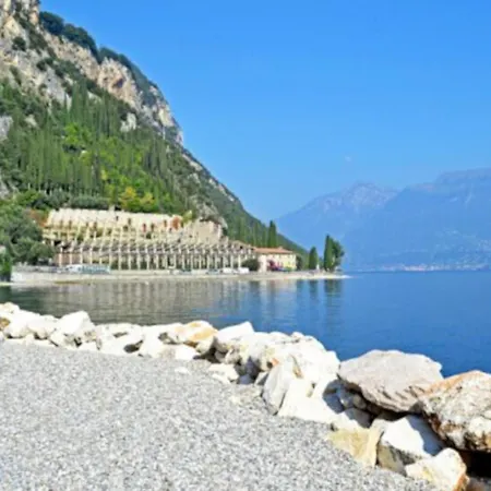 - Belvedere Allegra 101 - Am Gardasee Mieten Tignale