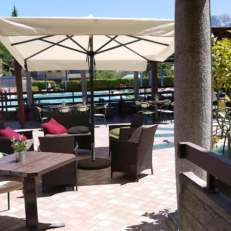 - Belvedere Allegra 101 - Am Gardasee Mieten Tignale
